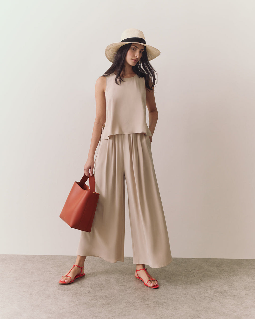 Linea Bucket Bag