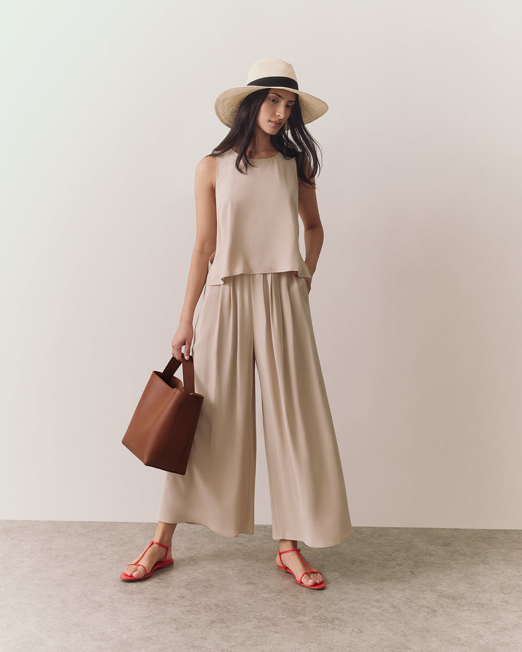 Linea Bucket Bag