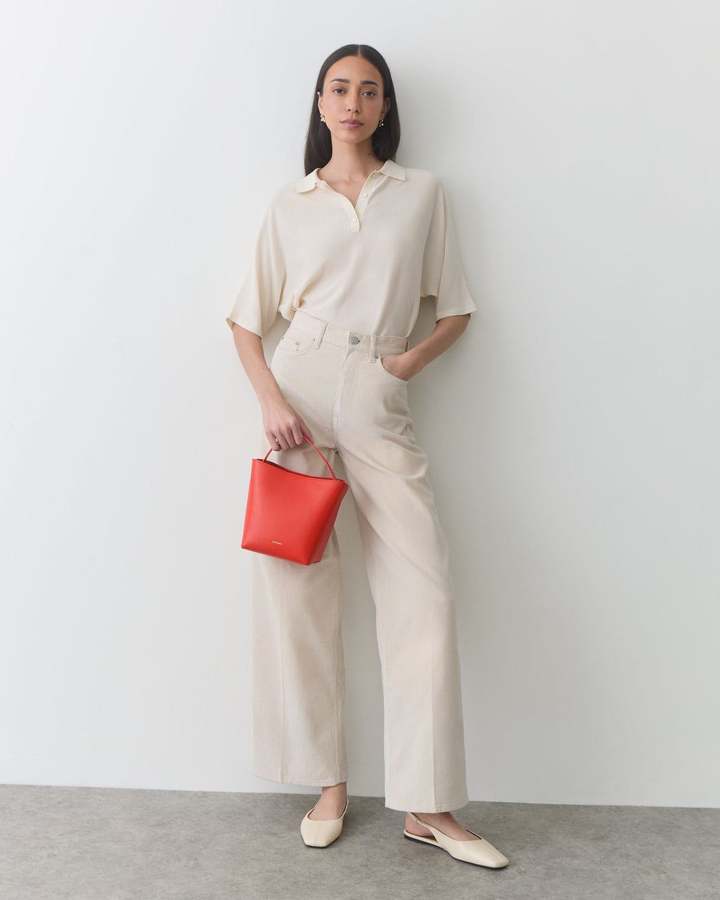 Mini Linea Bucket Bag
