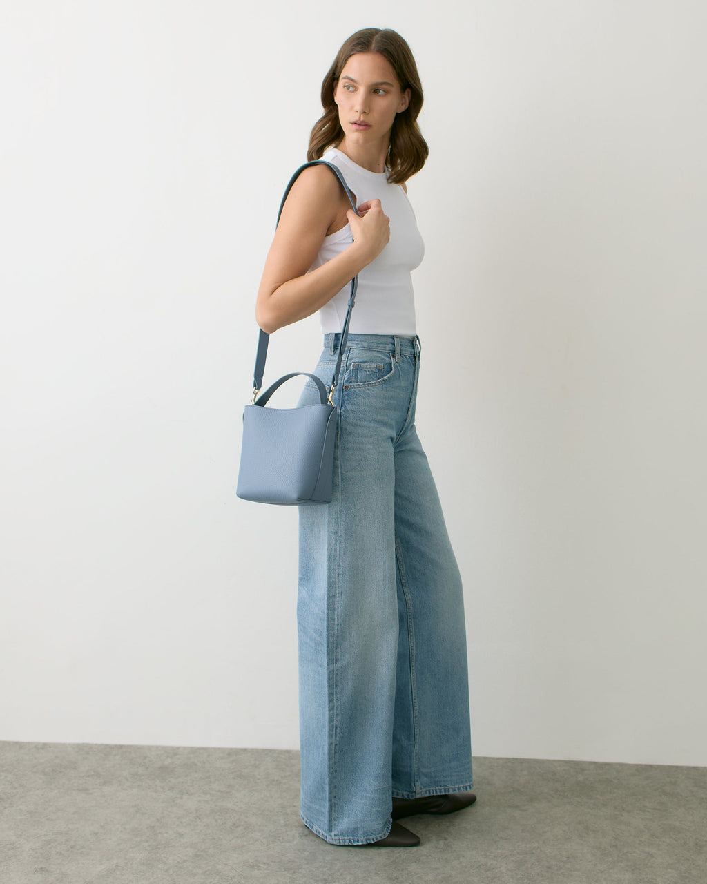 Mini Linea Bucket Bag