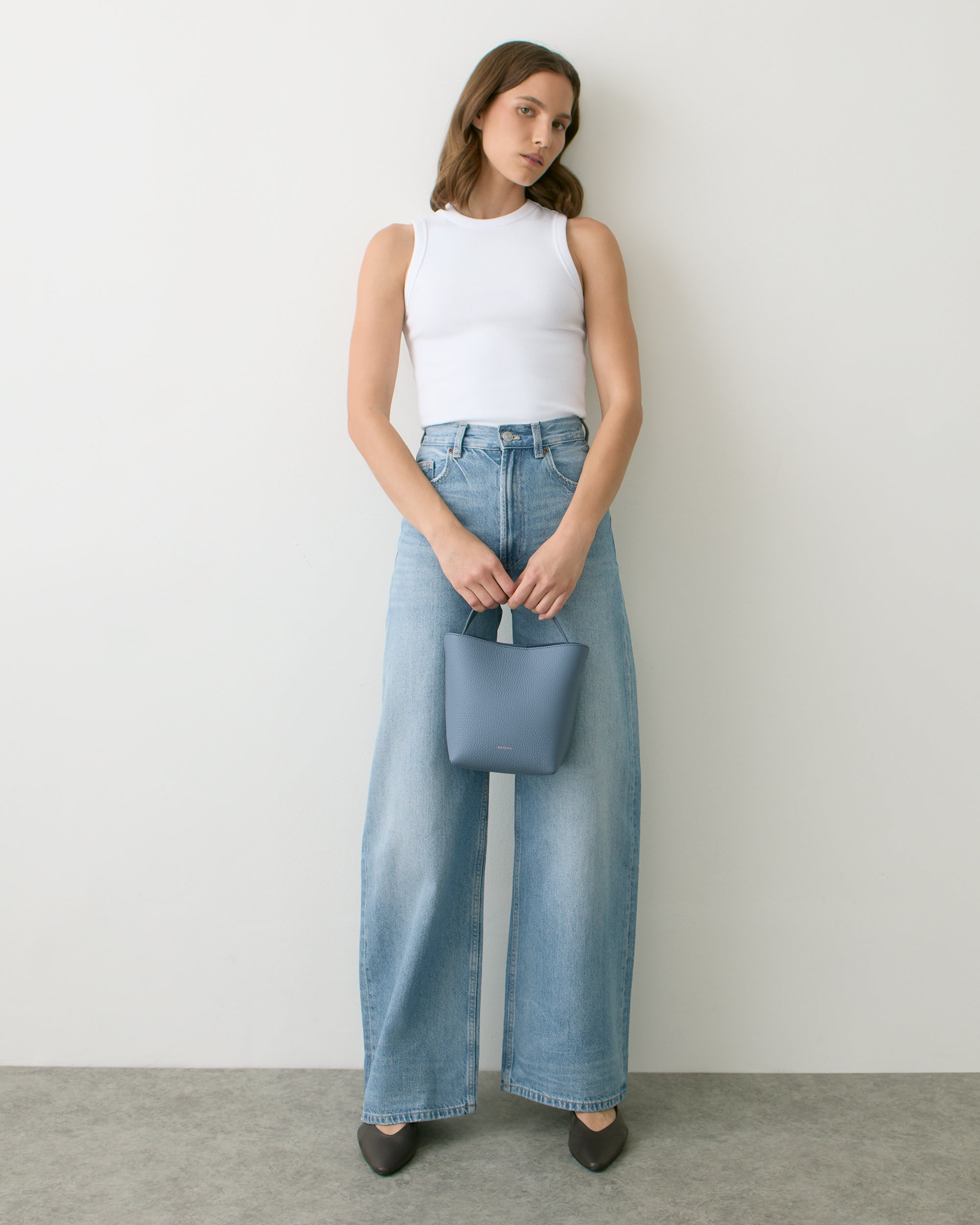Mini Linea Bucket Bag